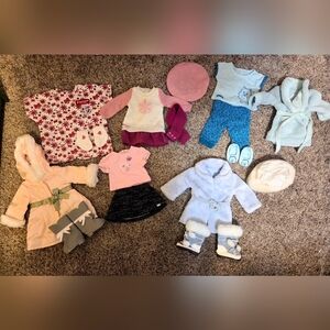 American Girl Truly Me/My Lot. 8 Outfits. Coats, Pomeranian PJs, Winter Outfits.